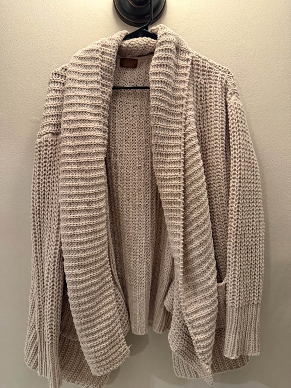 POL Womens Chunky Knit Shawl Collar Cardigan Sweater Beige Oatmeal Size M